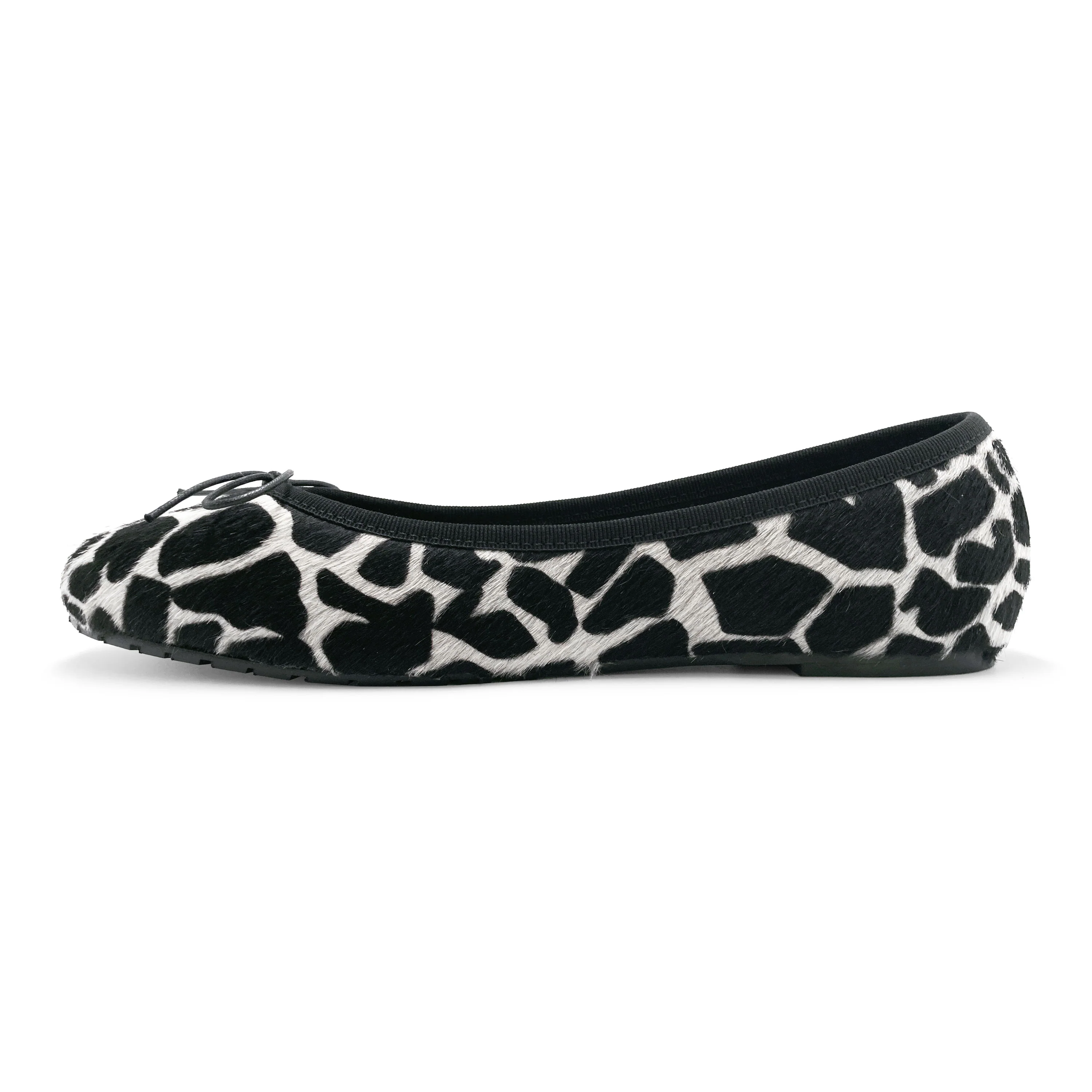 Black and white animal print ballet flats - Image 4