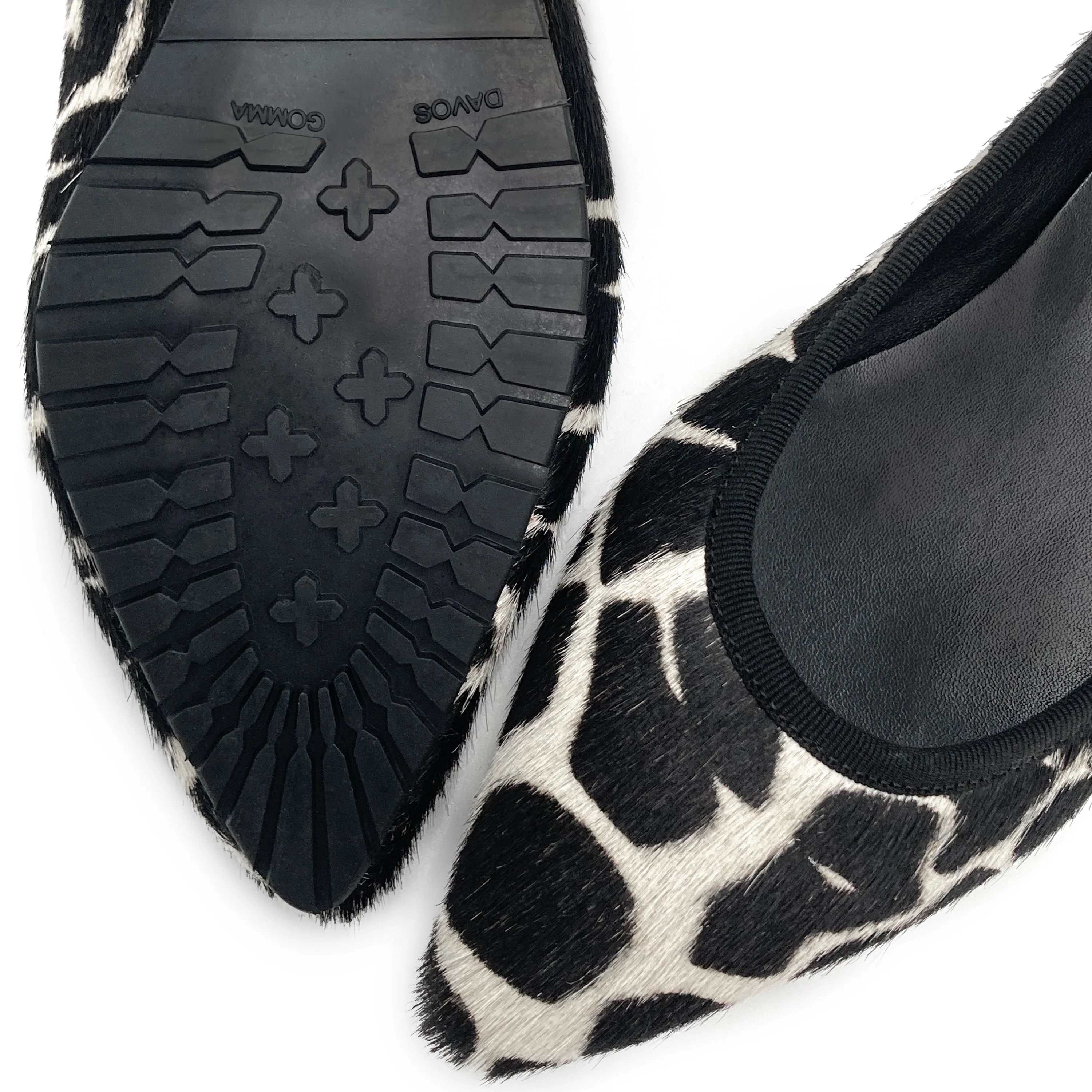 Black and white animal print pointed ballet flats - Image 5