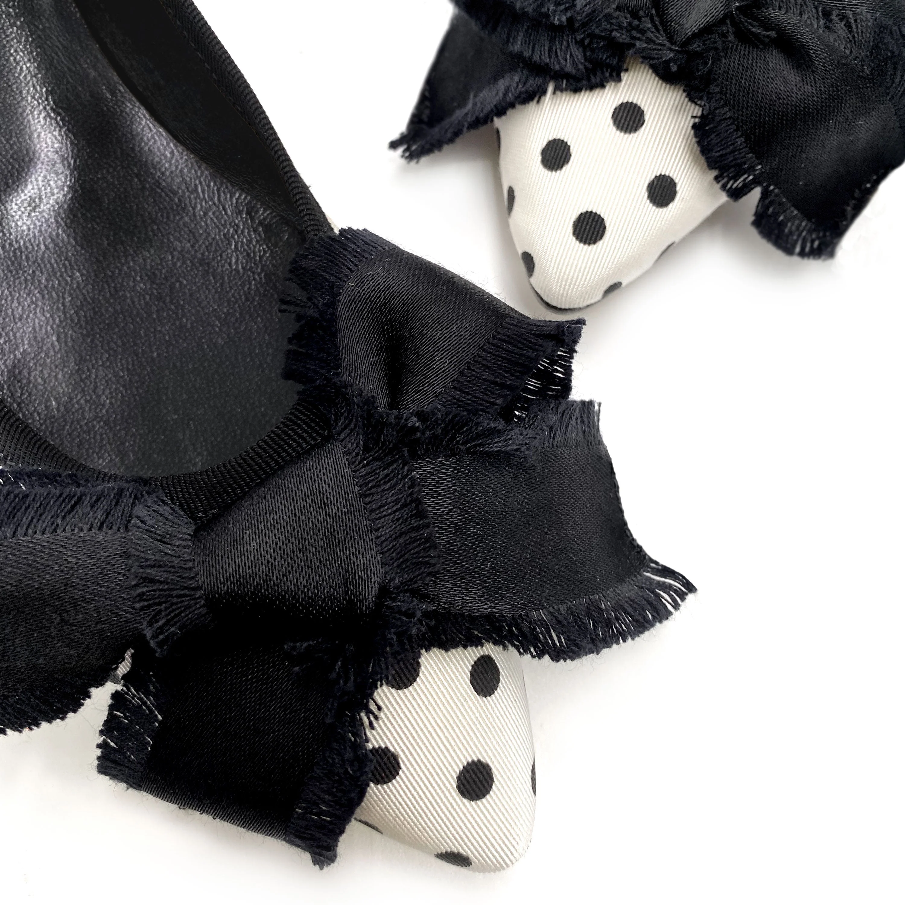 Black and white polka dot fabric ballet flats with bow - Image 3