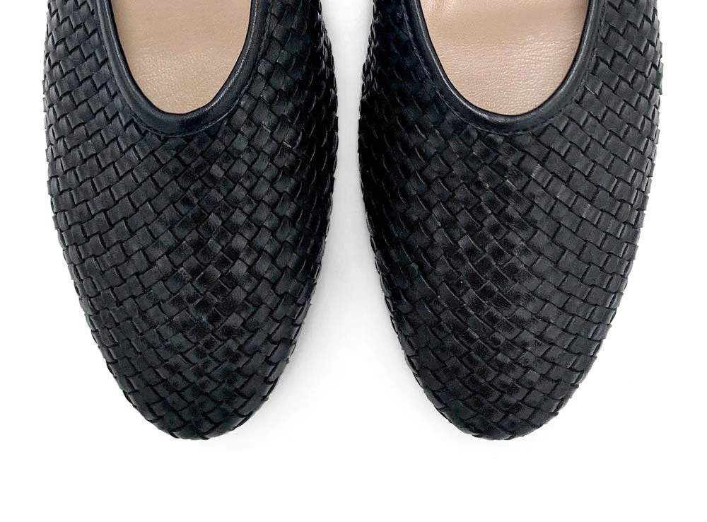 Black high cut handwoven leather ballet flats with strap - Image 6