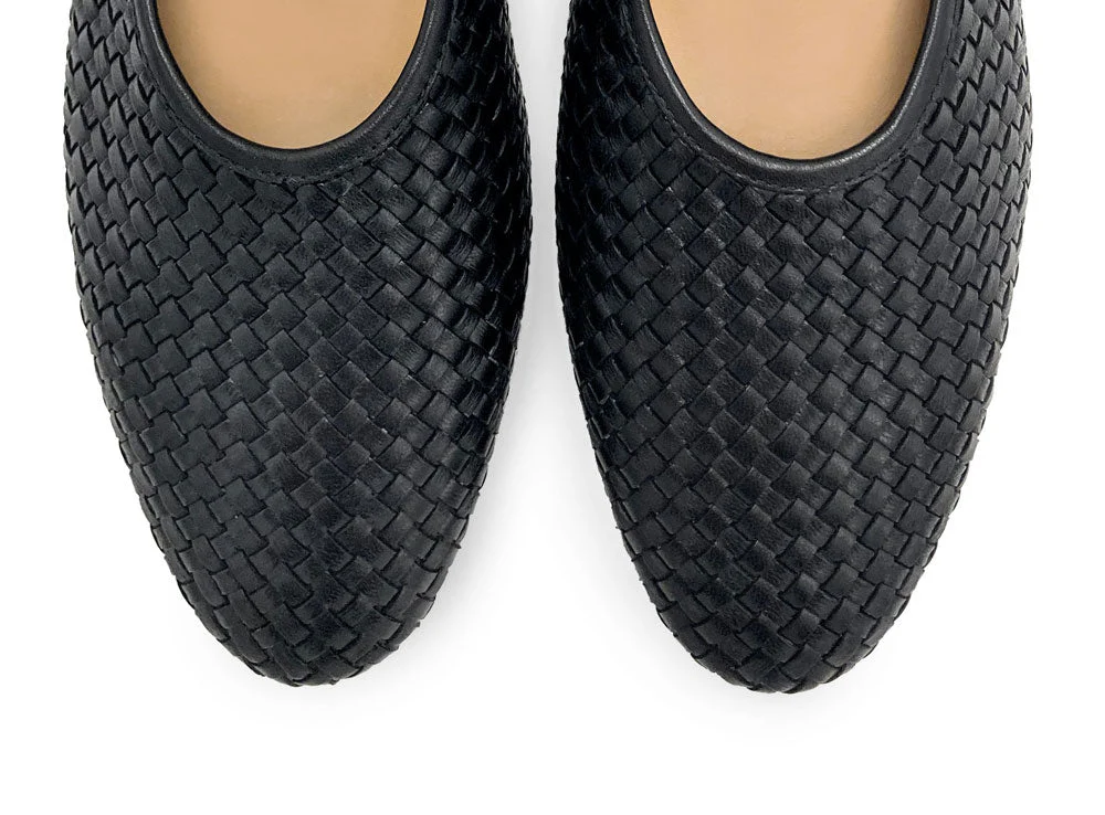 Black high cut handwoven leather ballet flats with strap - Image 6