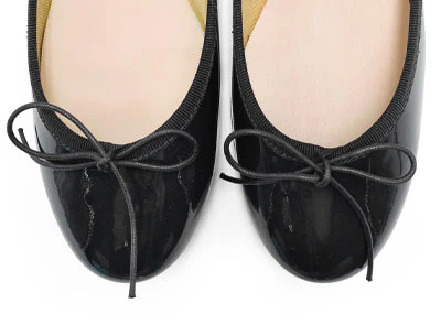Black patent leather ballet flats - Image 5