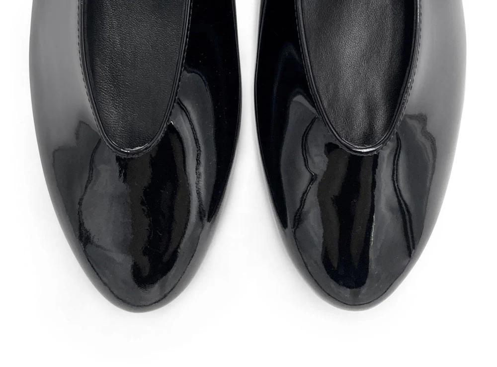 Black patent leather Mary Jane ballet flats with V-cut and jewelled strap - Image 6