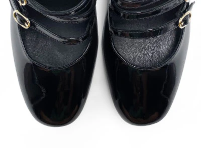 Black patent leather Mary Jane shoes with three straps and high heel - Image 5
