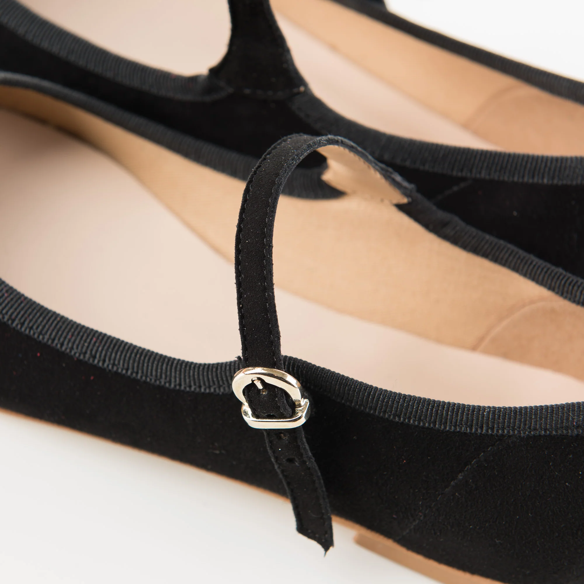 Black pointed toe suede ballet flats - Image 3