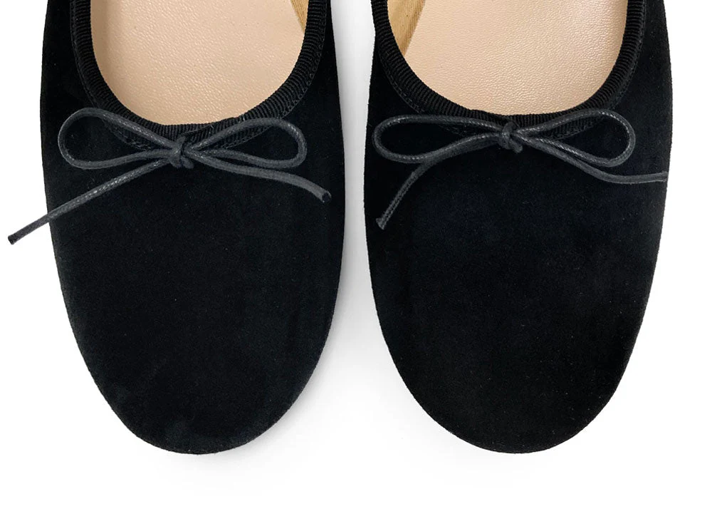 Black suede "glove shoes" ballet flats - Image 5