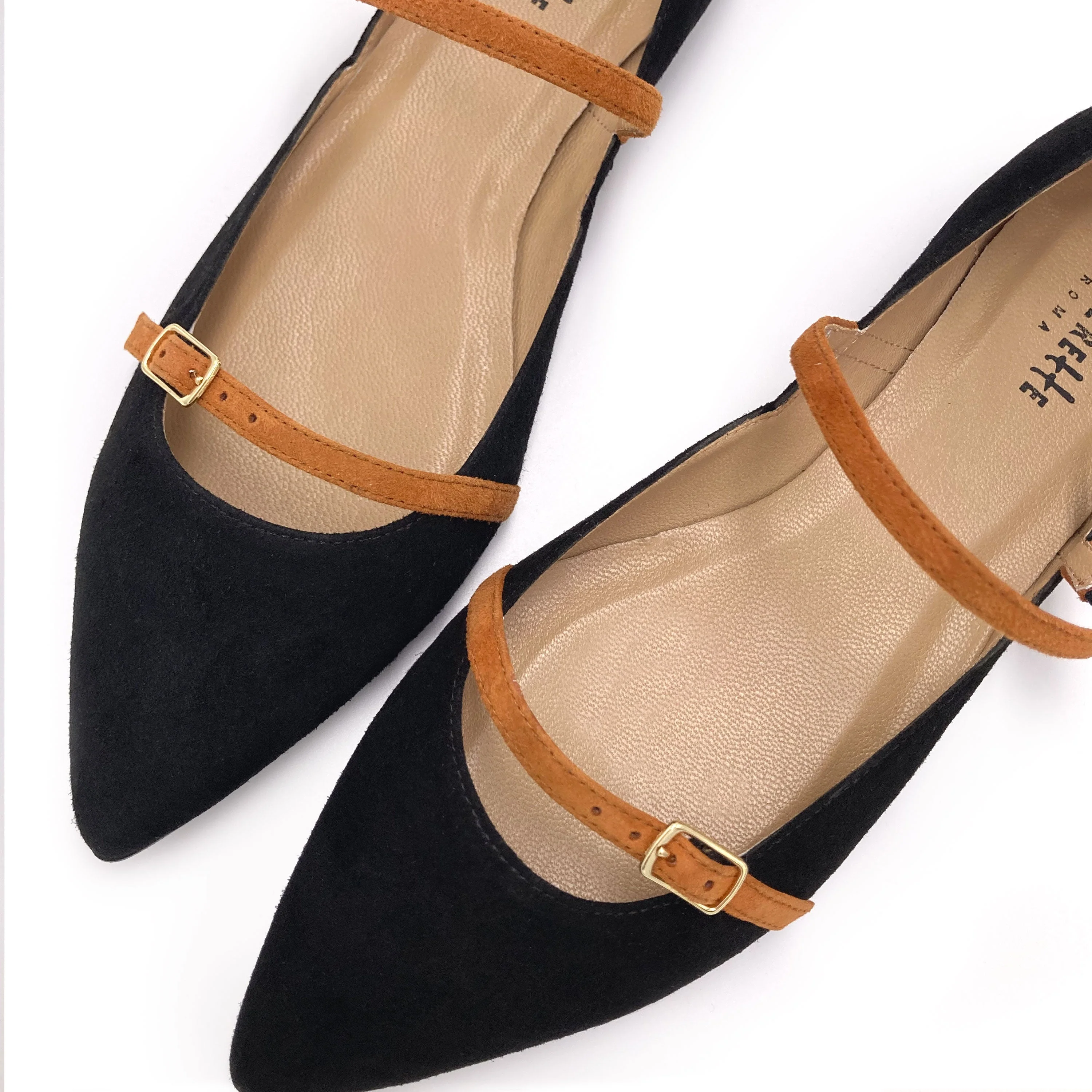 Black suede pointed ballet flats with biscuit-colored straps - Image 4