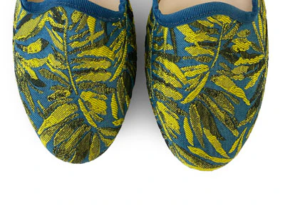 Blue and yellow jacquard loafers with tropical print - Image 5