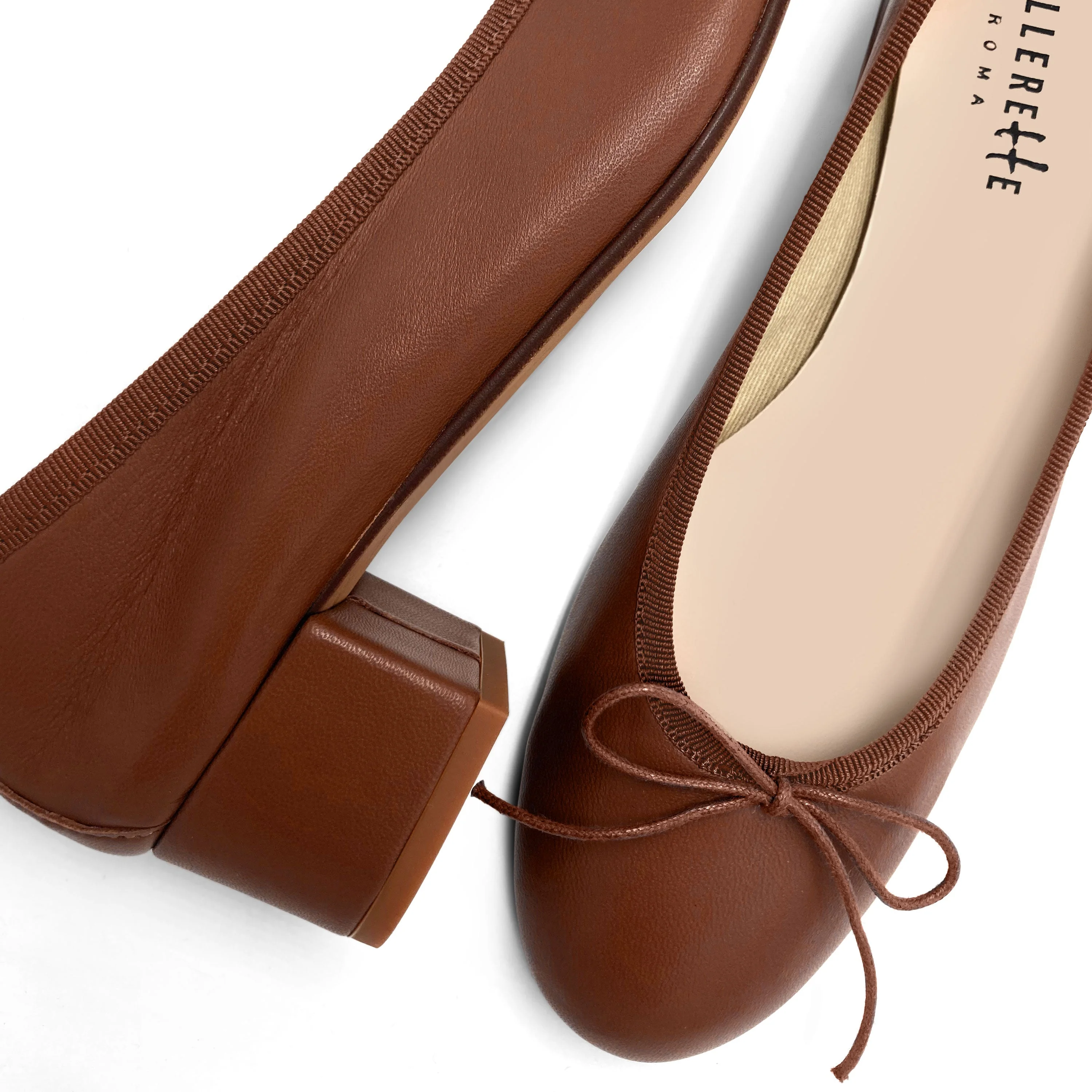 Brown leather ballet flats with heel - Image 3