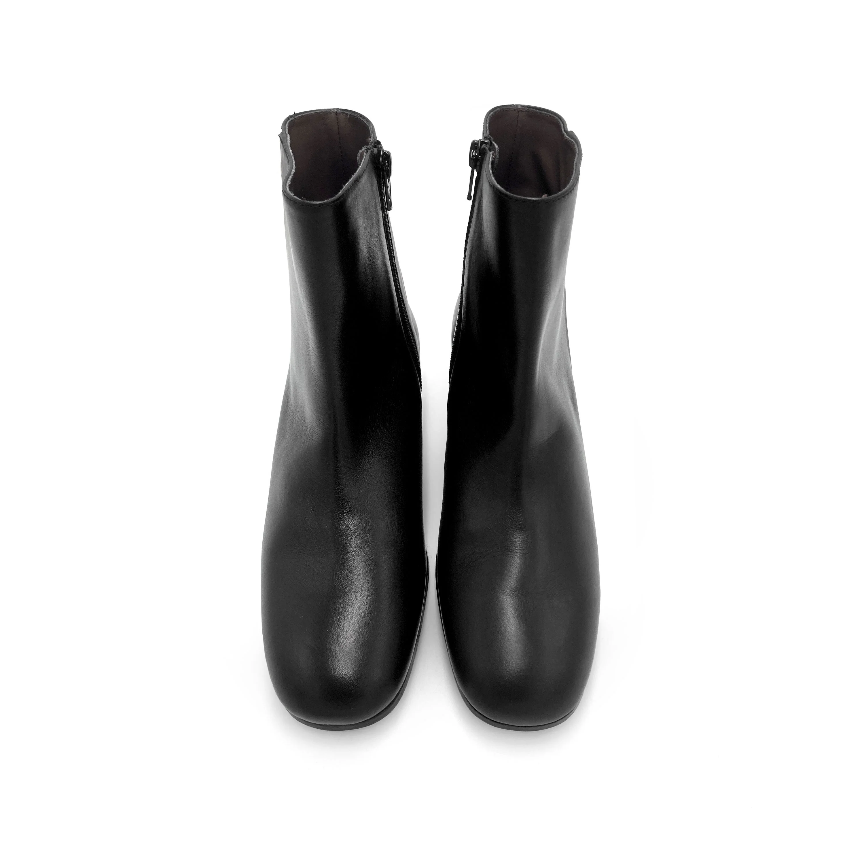 Comfortable black ankle boots with heels - Image 2