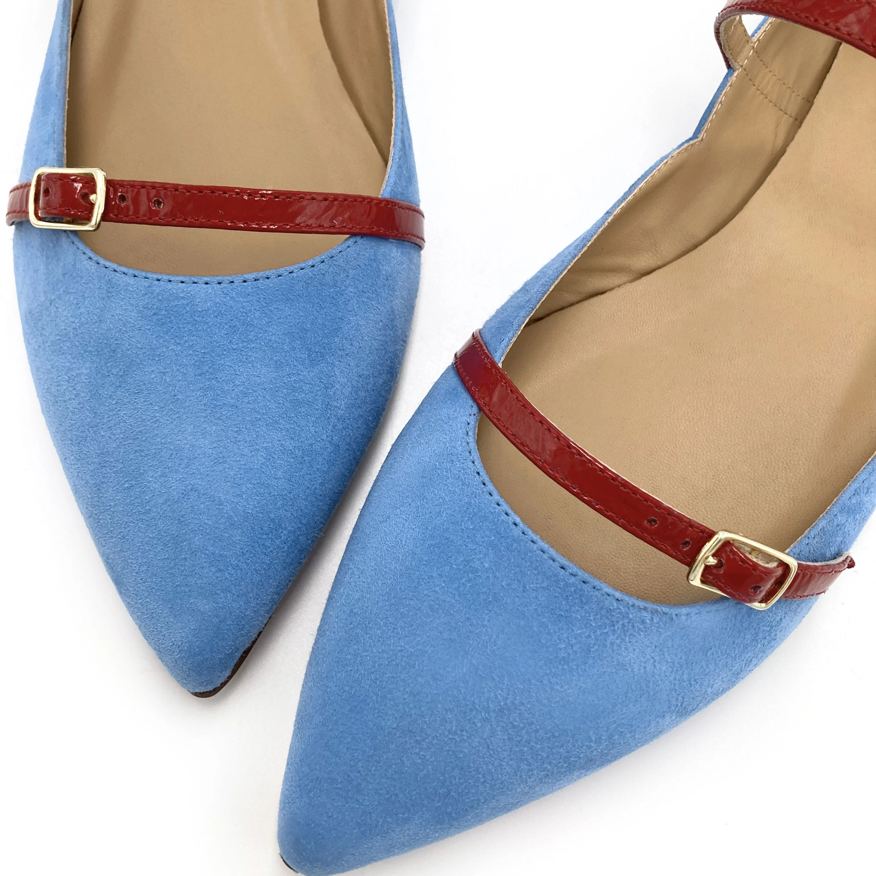 Denim blue suede pointed ballet flats with red straps - Image 3