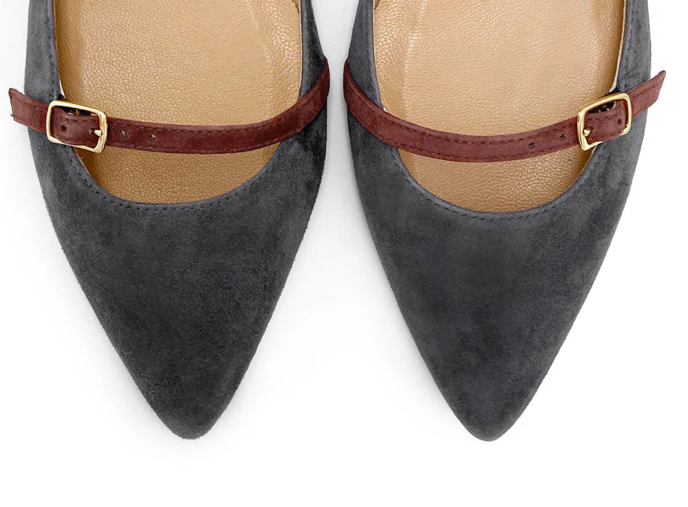 Gray suede pointed ballet flats with chestnut straps - Image 5