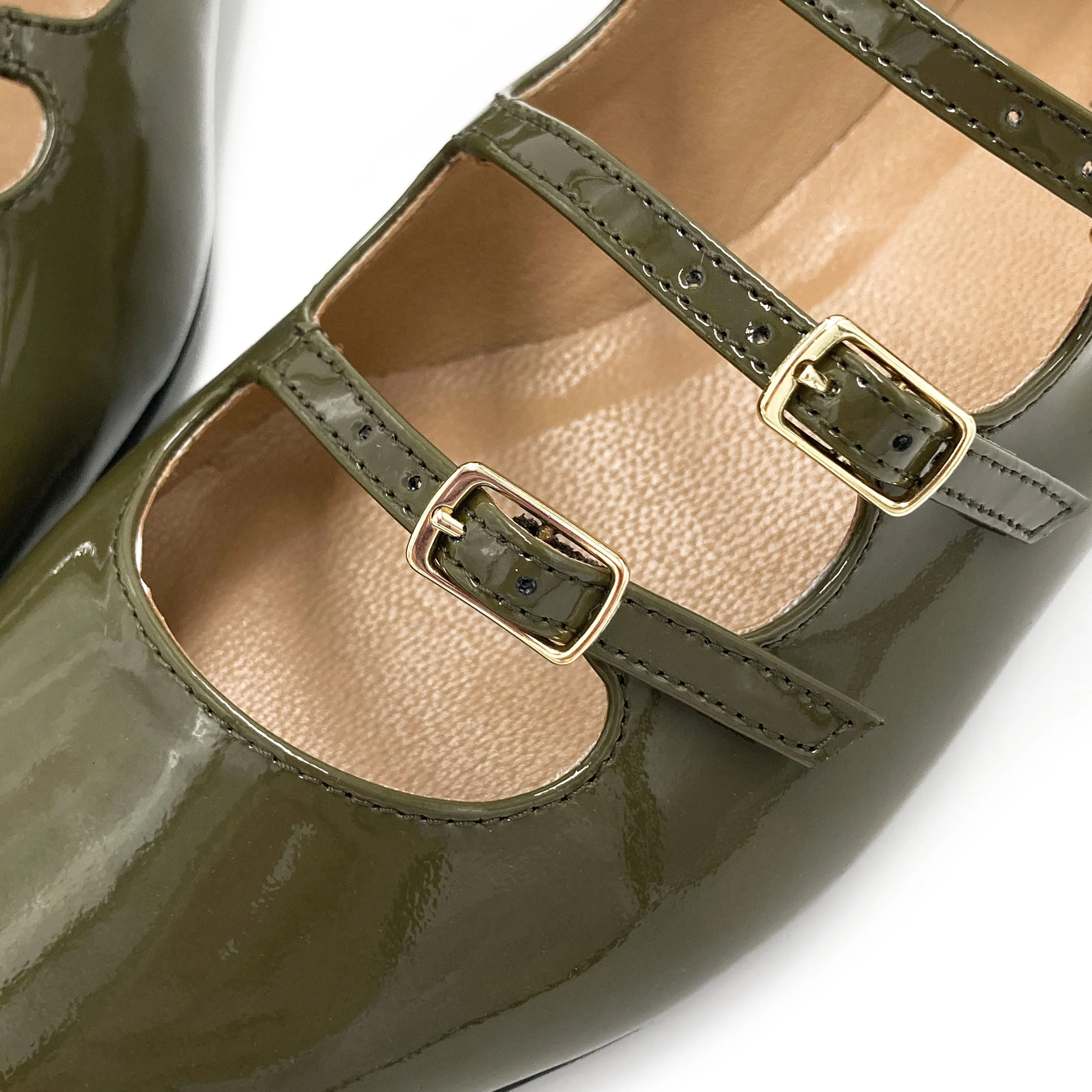 Green shiny pointed ballet flats with three straps - Image 3