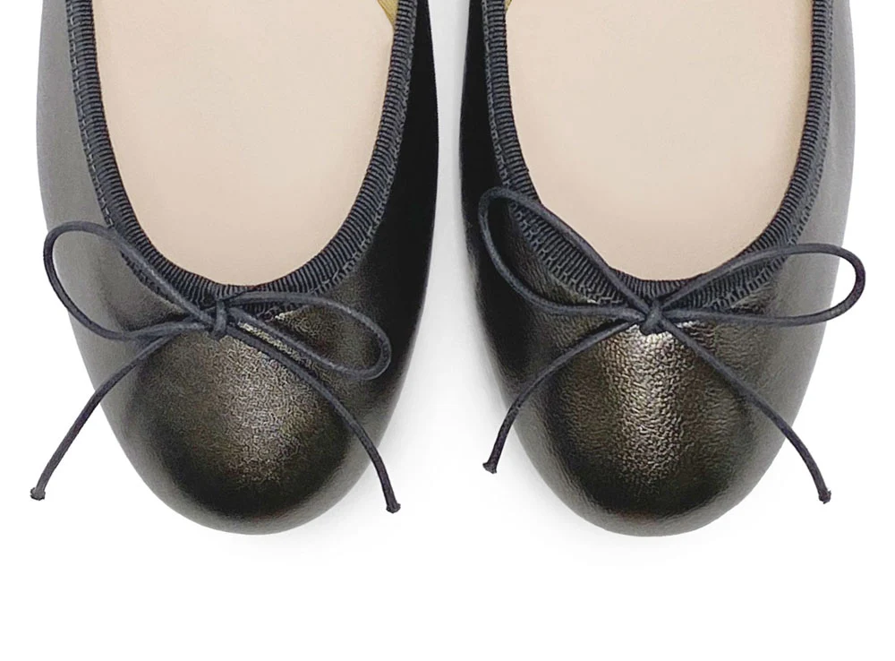 Iron gray metallic leather ballet flats - Image 5