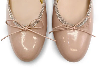 Powder pink patent leather ballet flats with heel - Image 5