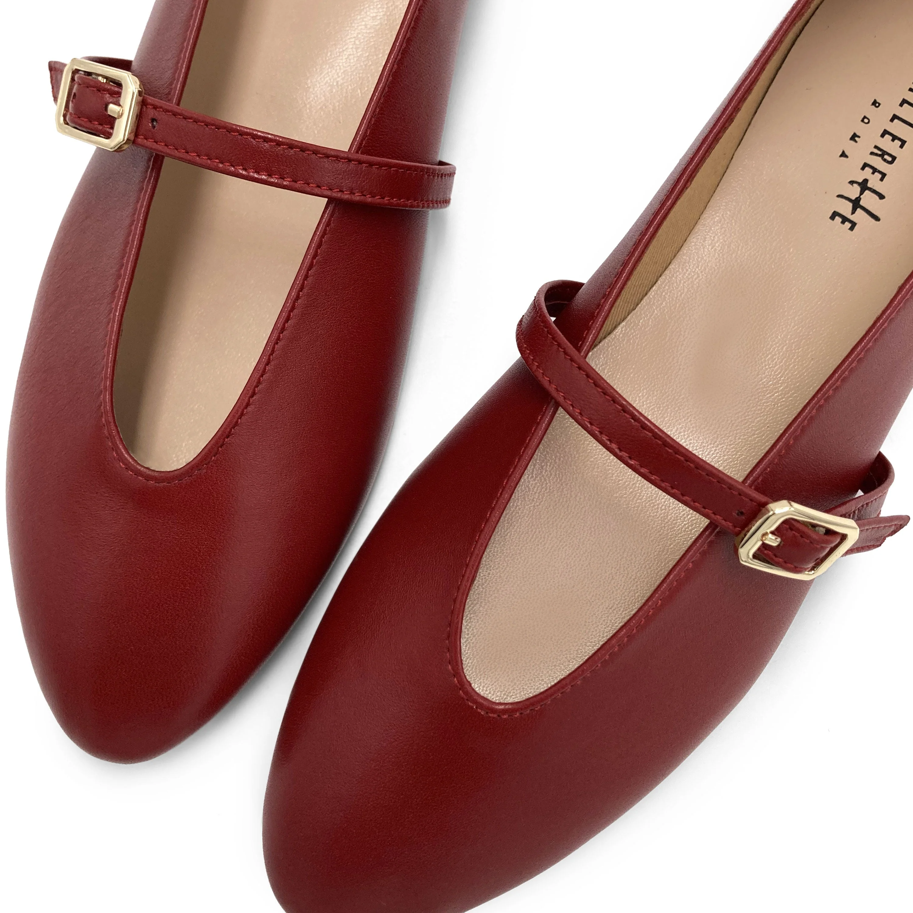 Red leather ballet flats with V-cut and strap - Image 4