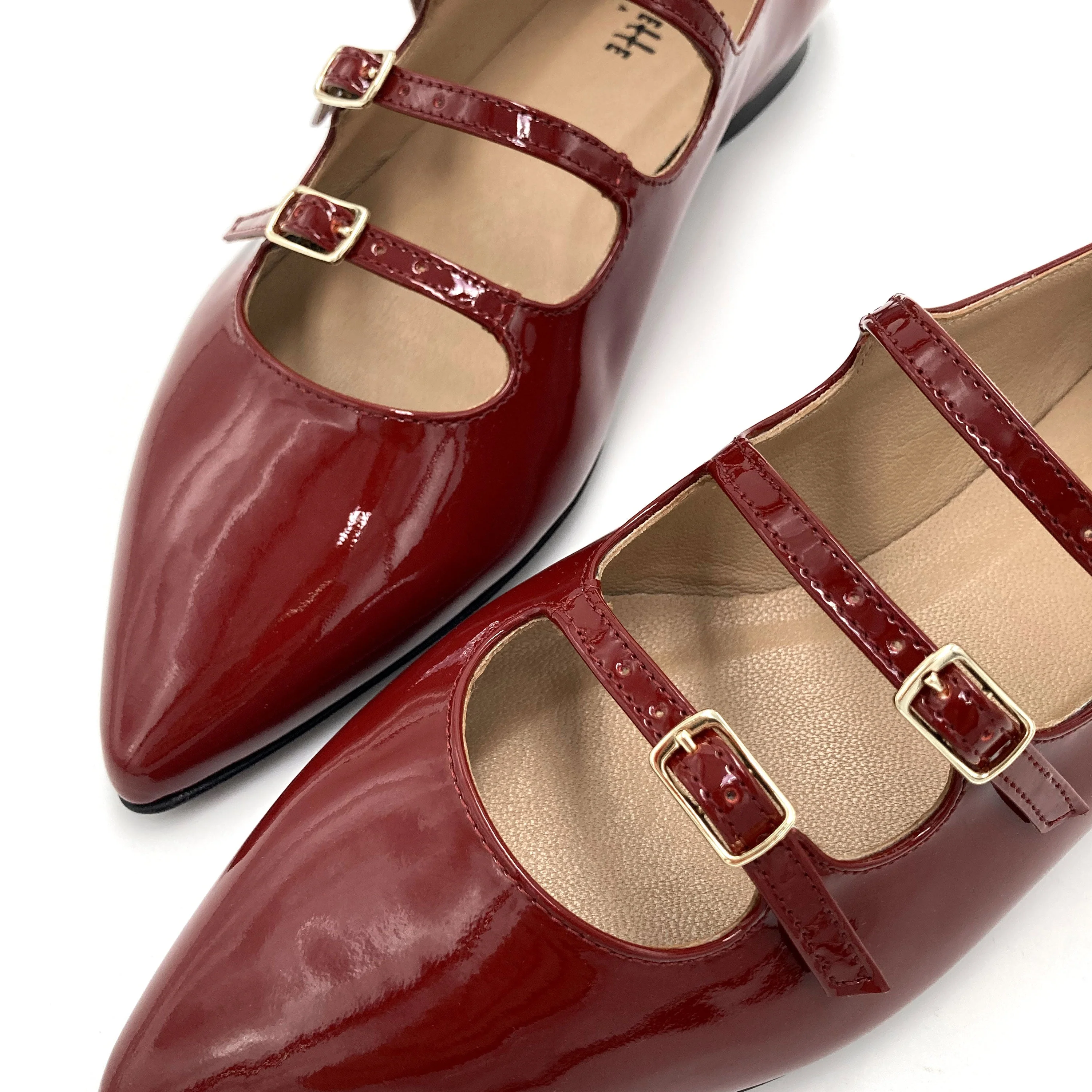 Red shiny pointed ballet flats with three straps - Image 3
