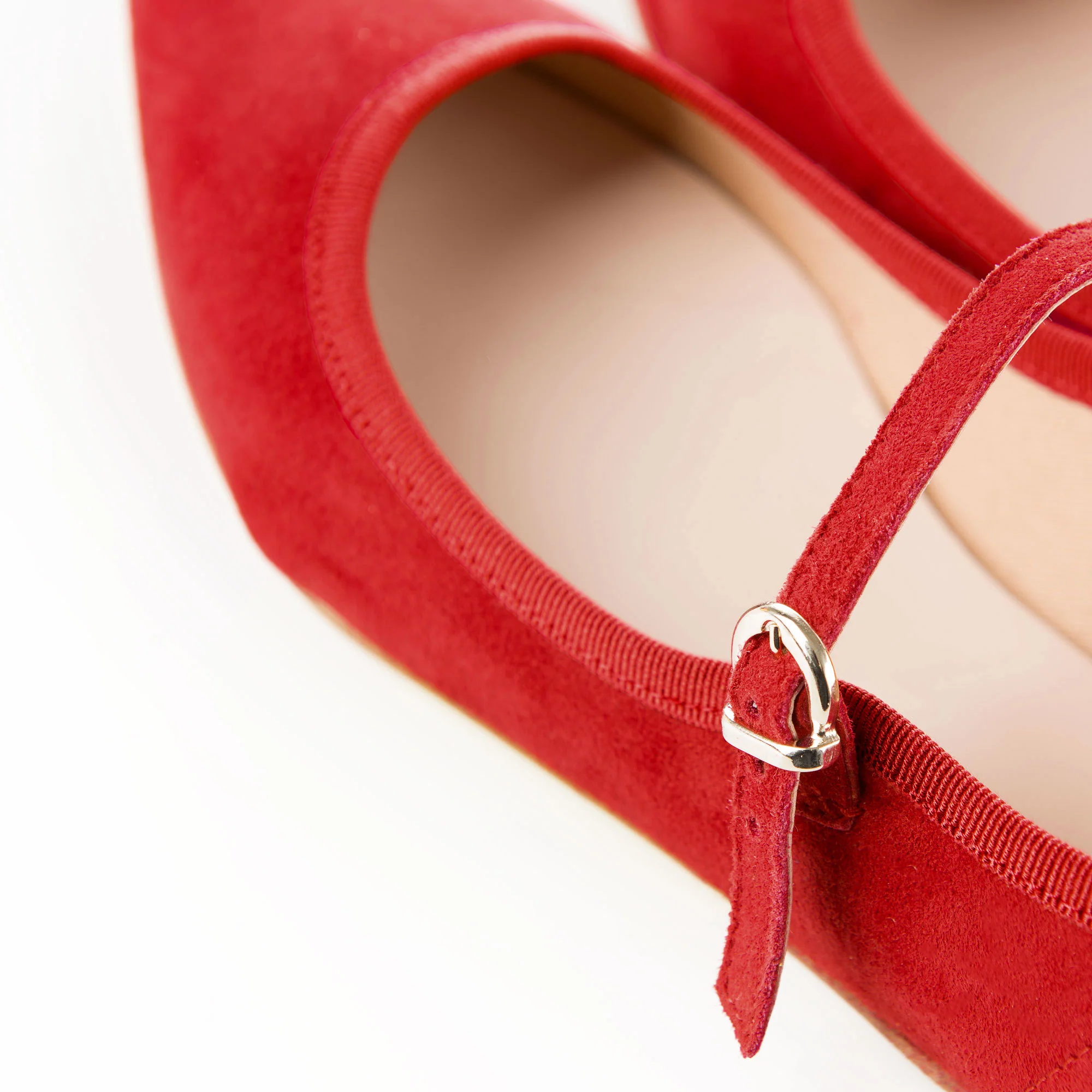Red suede pointed ballet flats with strap - Image 3
