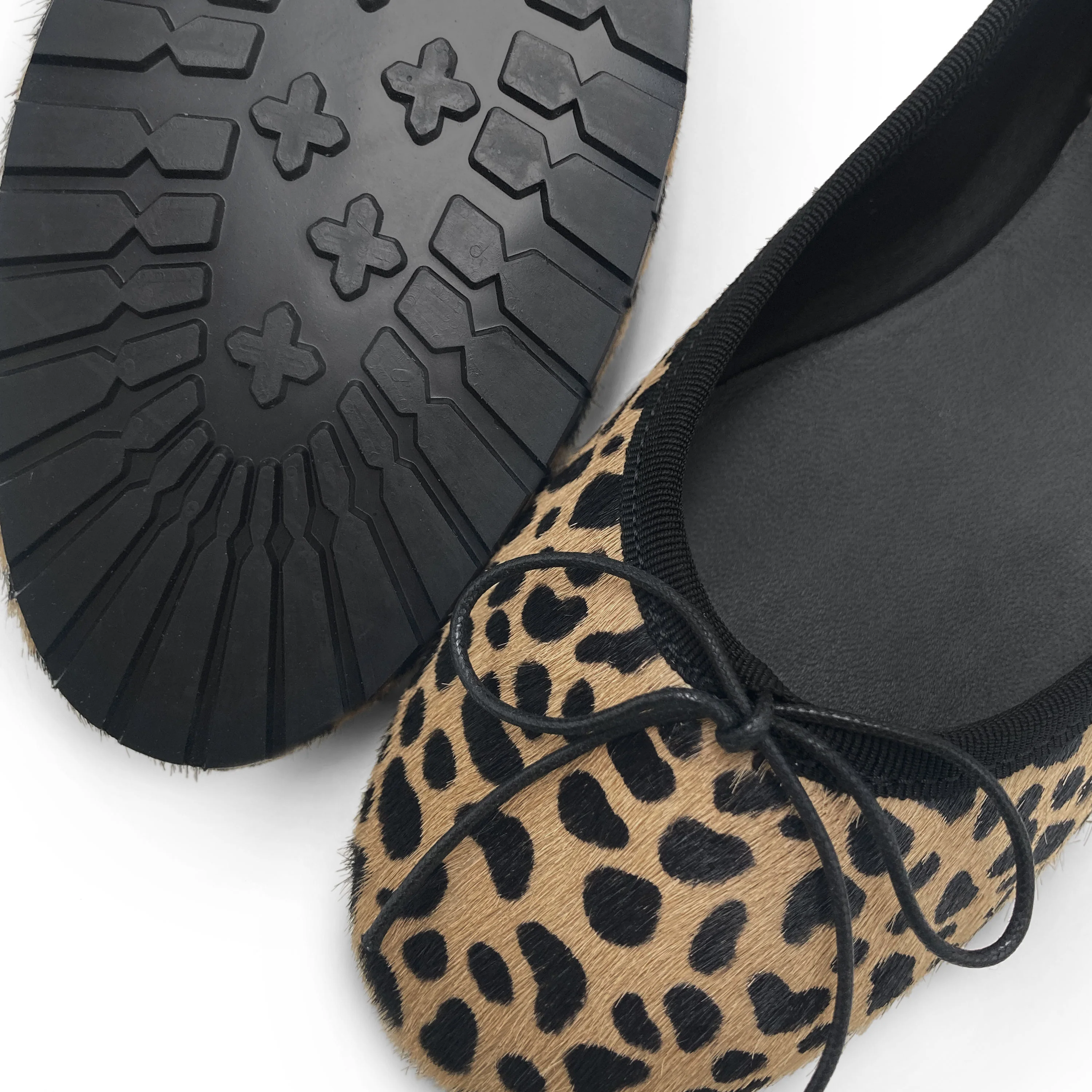 Spotted round toe ballet flats - Image 3