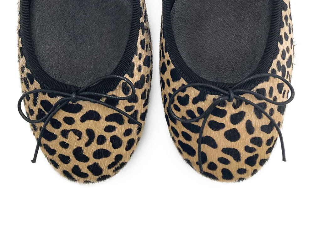 Spotted round toe ballet flats - Image 5