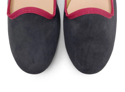 Women loafers in smoke grey suede and pink detail - Image 5