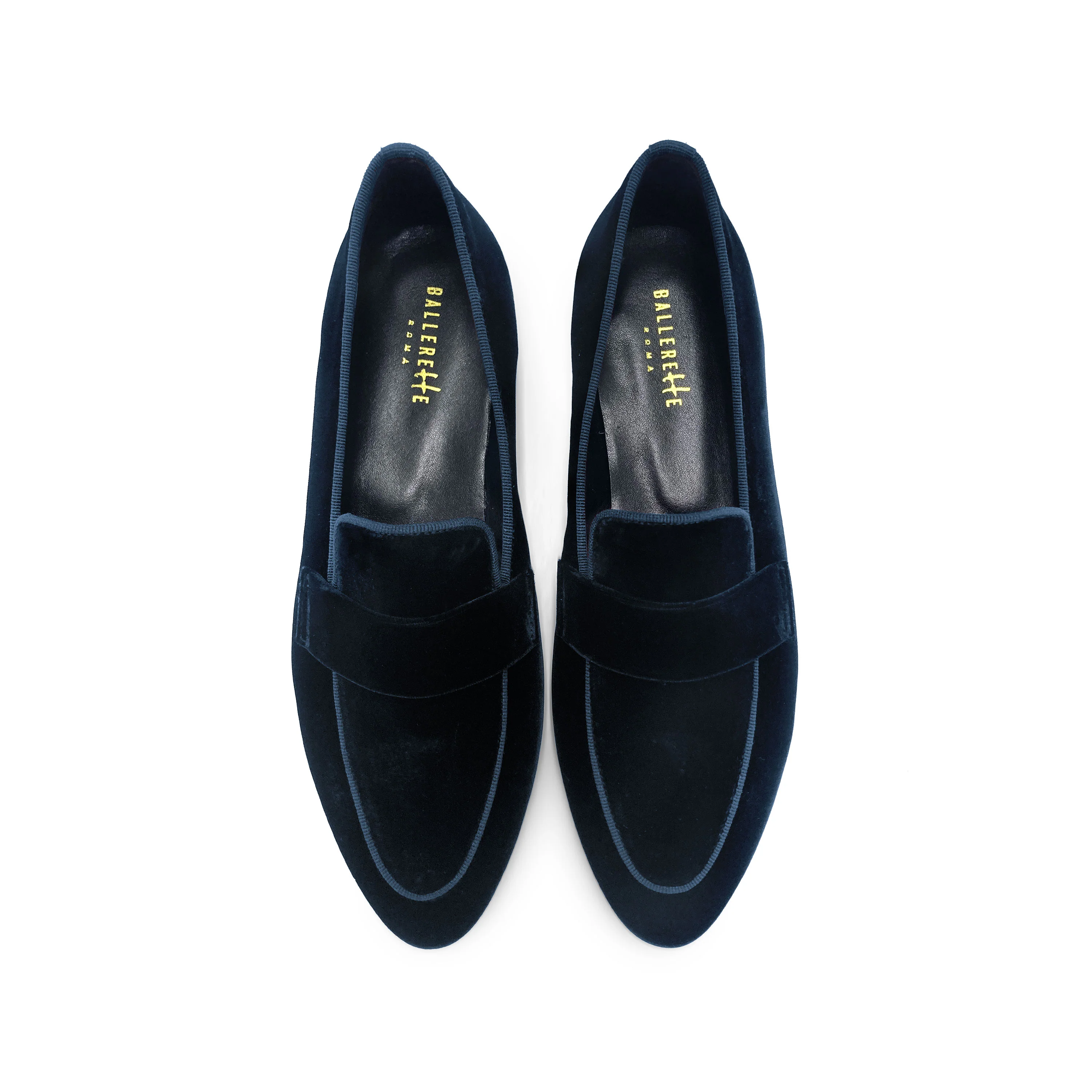 Women moccasins in blue velvet
