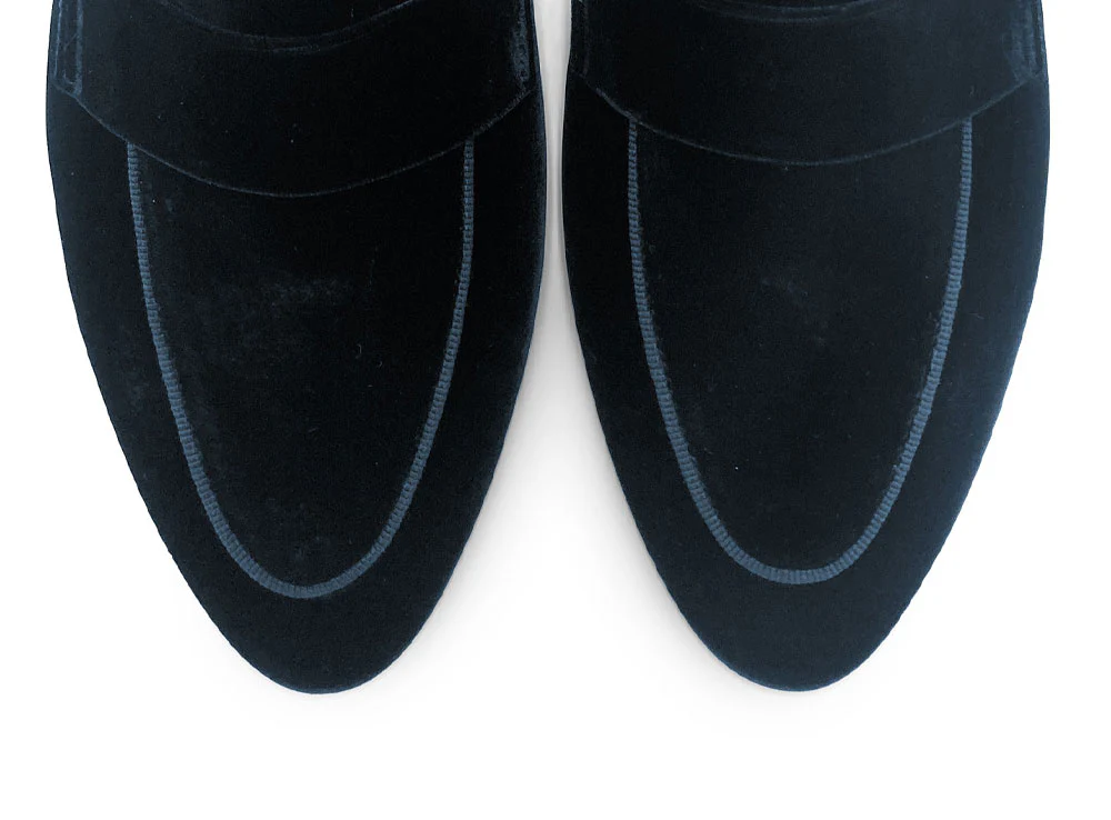 Women moccasins in blue velvet - Image 6