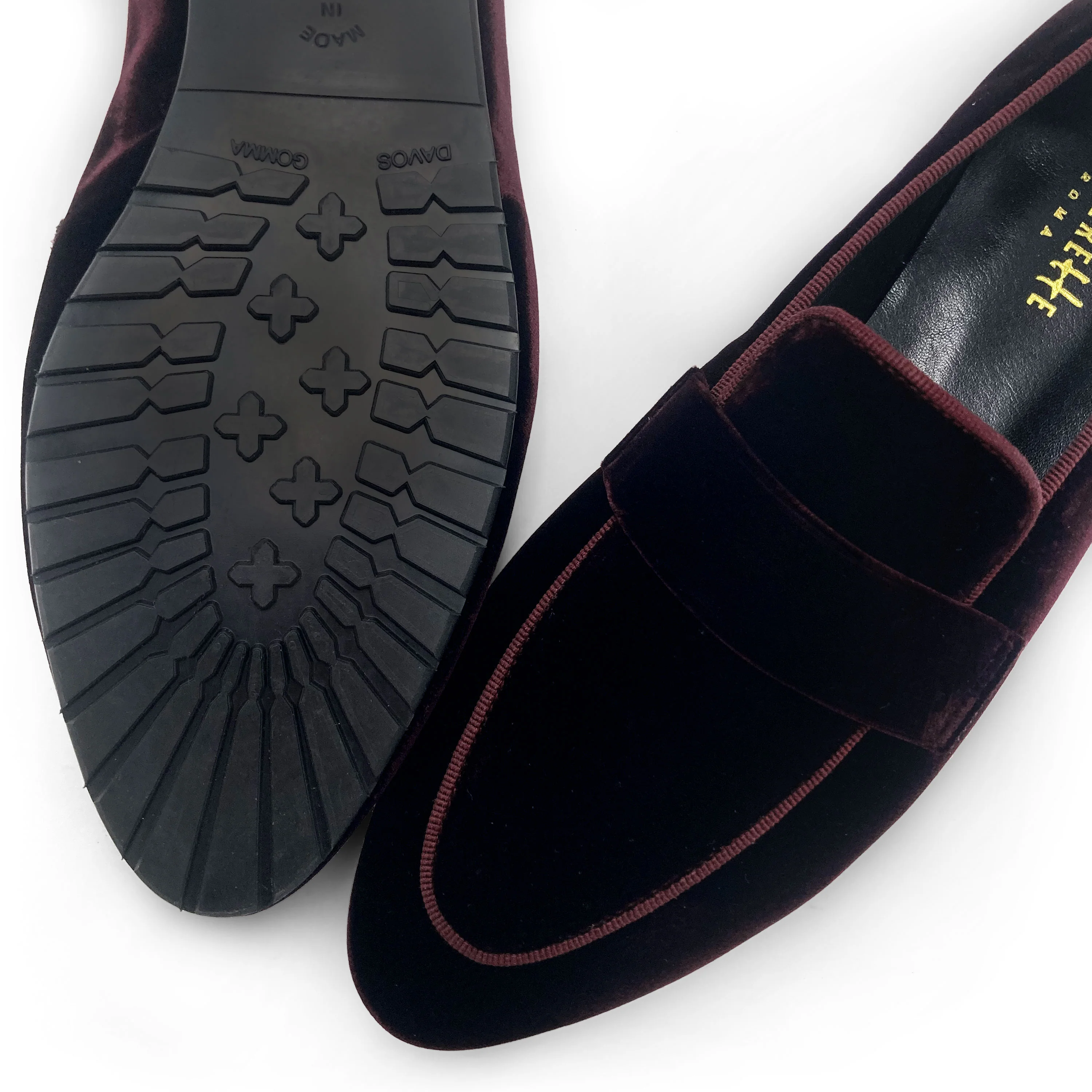 Women moccasins in burgundy velvet - Image 3