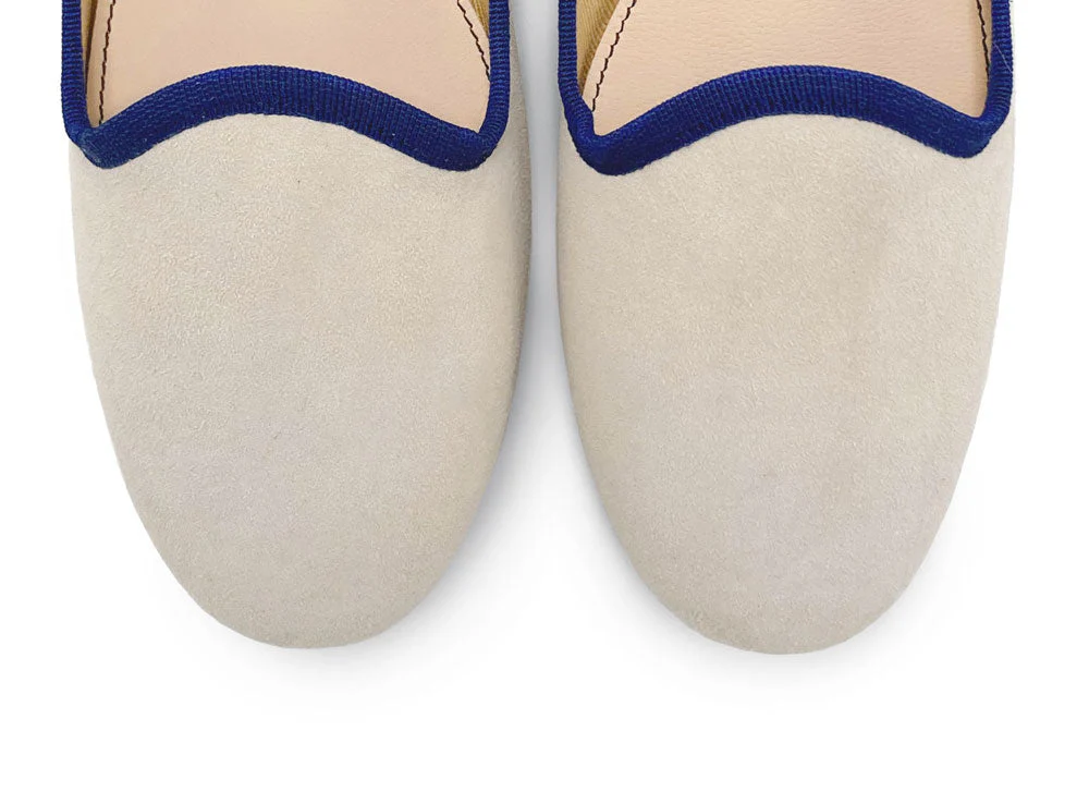 Women’s loafers in beige suede with blue details - Image 6