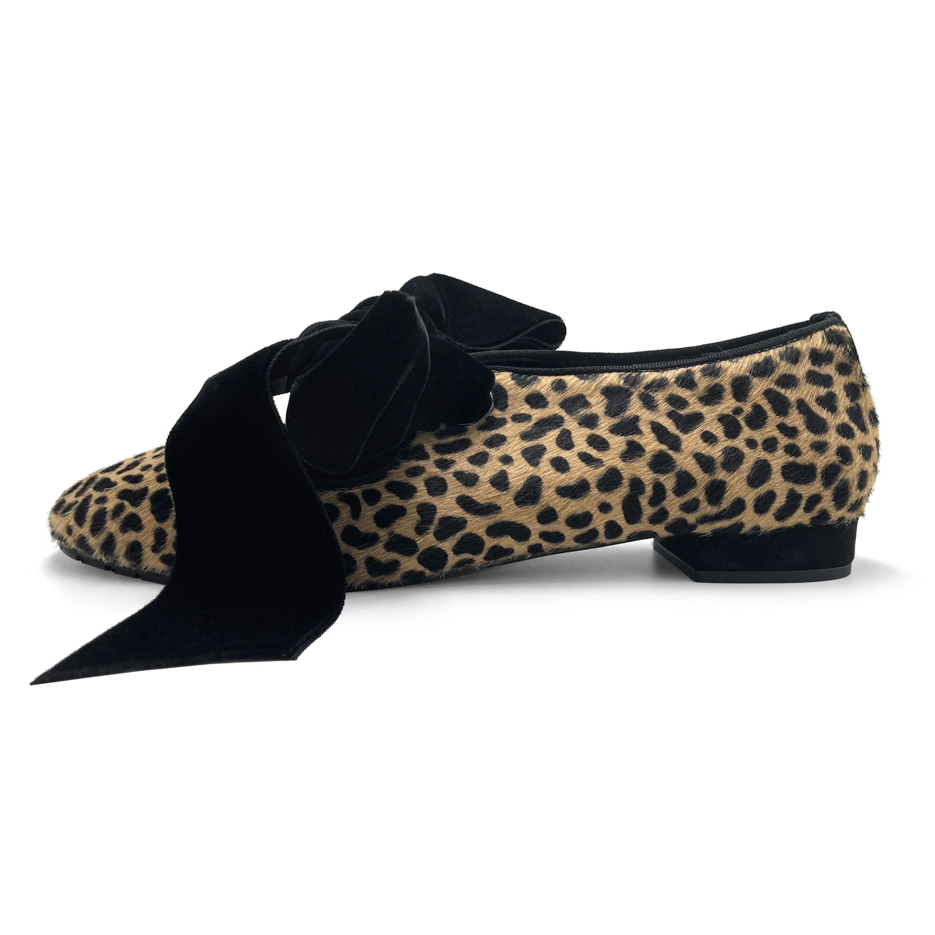 Women's spotted moccasins - Image 4